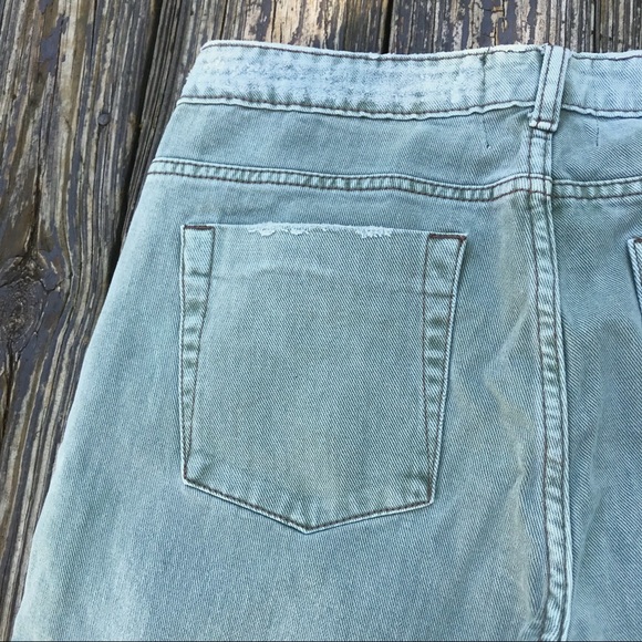 One Teaspoon | Quarter Length |Distressed Jeans - Picture 8 of 9